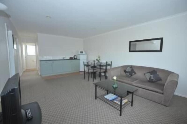 Tudor Lodge Motel (Hawera)